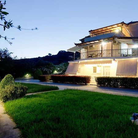 Thea Studios Finikounta Exterior foto